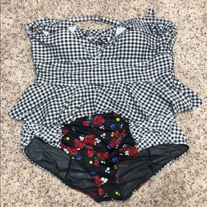 Torrid 3x black and white gingham check tankini.
